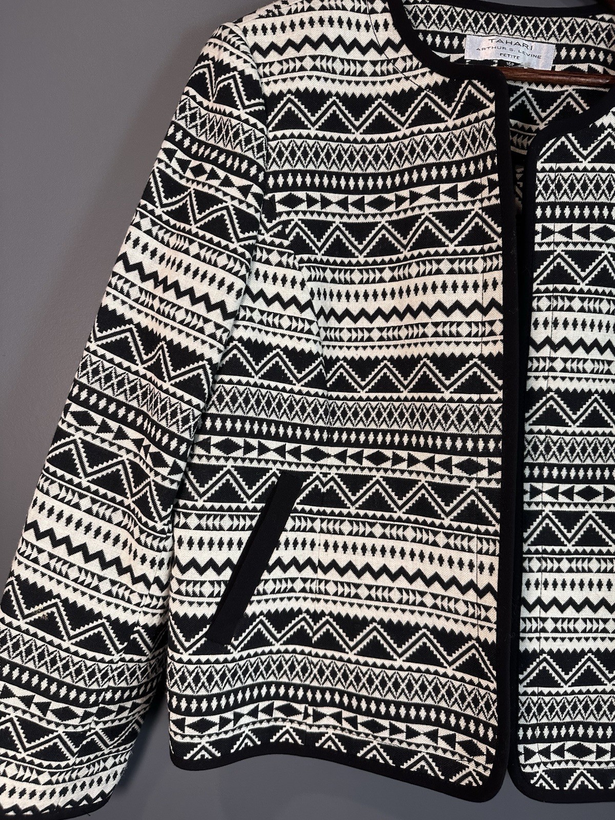 Tahari Arthur S. Levine Petite 16P Black White Geometric Open Front Jacket