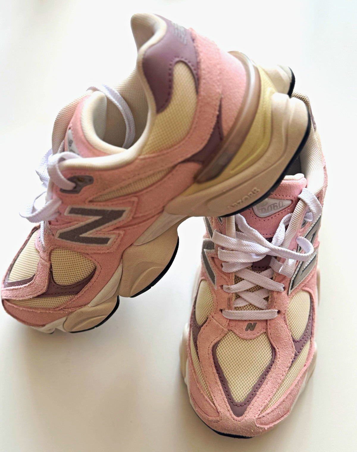 New Balance 9060 Colorblock Low Top Lace-Up Sneakers Pink Beige Purple