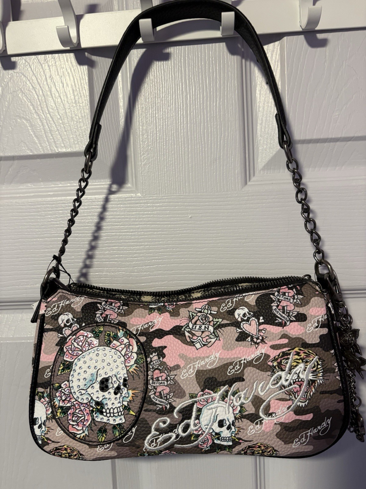NWT Ed Hardy Shoulder/Crossbody Bag Purse Pink Camo Skulls Screaming Tigers