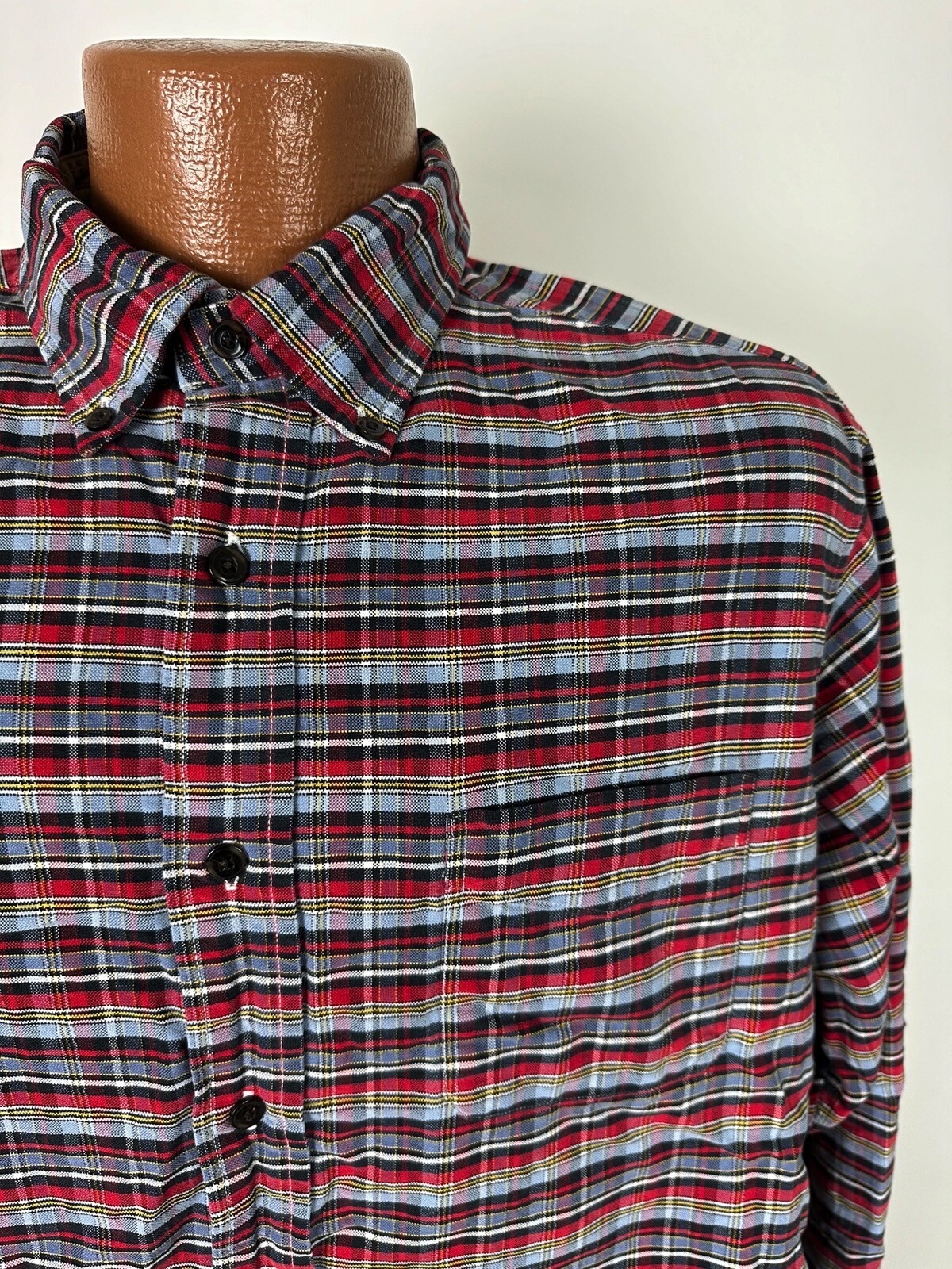 Vintage Oxford Shirt Men Large Casual Gray Red Plaid Button Down Cremieux STAIN
