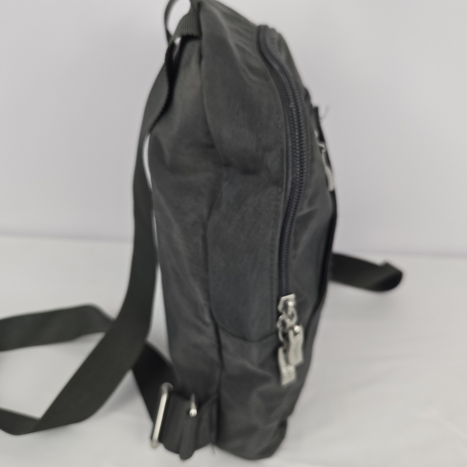 Baggallini Backpack Gray Bag Pink Inside Multi Zip W Pockets