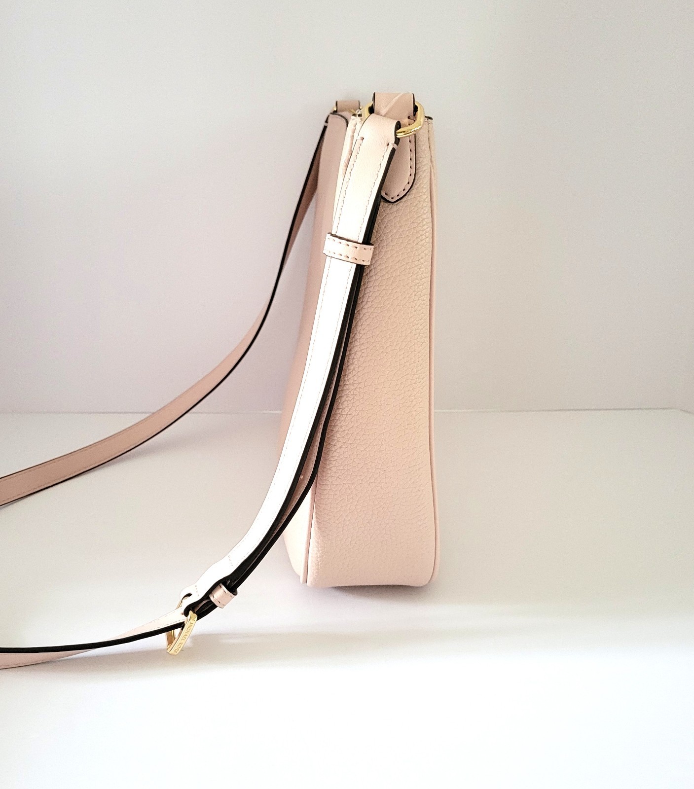 Michael Kors Nayla Medium Messenger Crossbody Handbag Powder Blush Leather