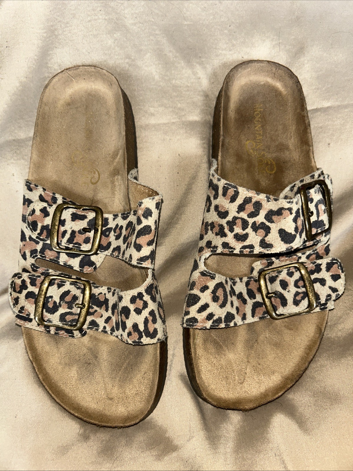 Mountain Sole Women’s Leopard Print Leather Buckle Comfort Slide Sandal Size 7.5