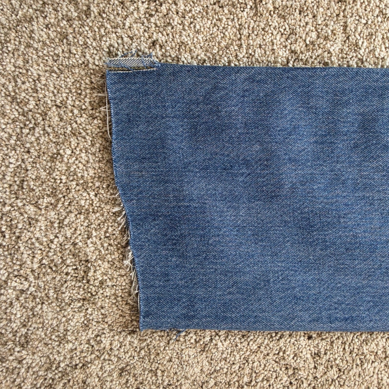 Levi’s Low Pro Straight Jeans Womens 26 Blue Cotton Distressed Raw Hem 90s Style