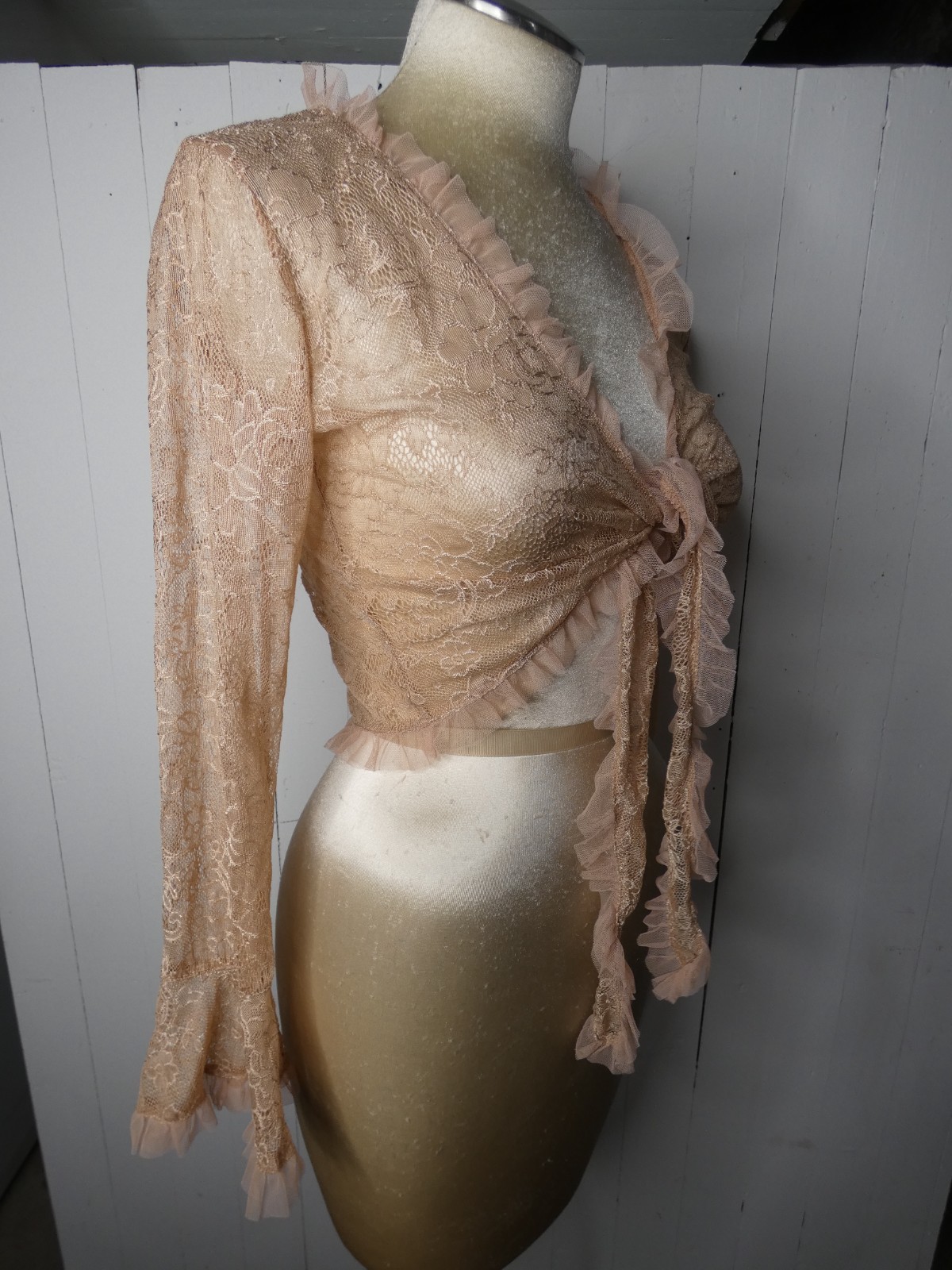 VTG Cejon Women’s S Taupe Lace Cropped Tie Front Shawl Semi Sheer Y2K Bolero