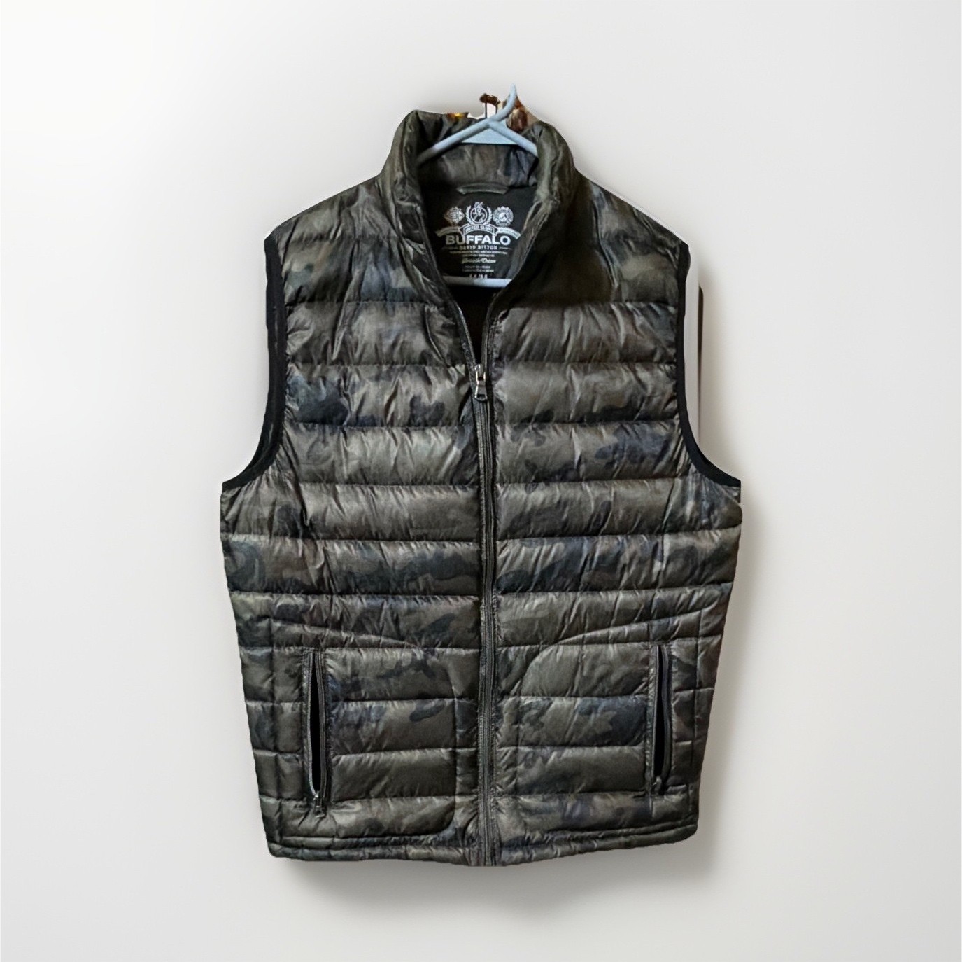 Buffalo David Bitton Men’s Gray/Black Camo Down Puffer Vest Full Zip Size M