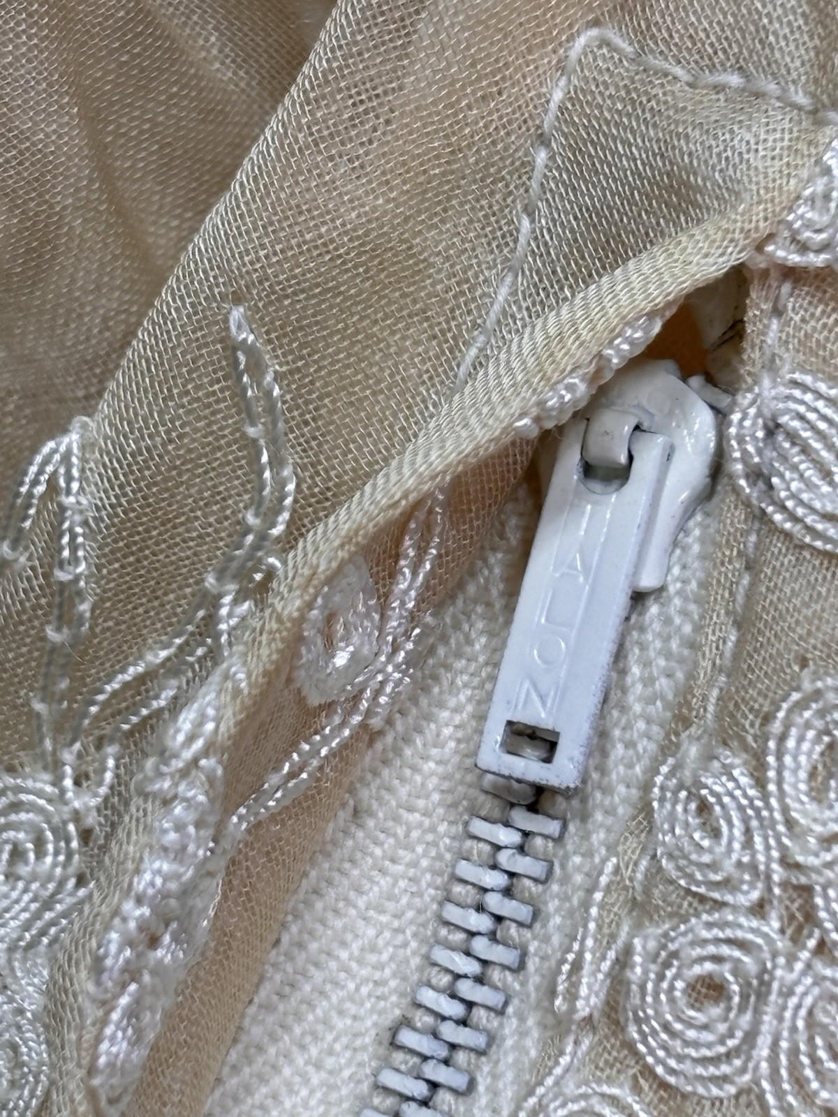 Post 1930s Sheer Organdy Party Dress Formal Embroidered Tea Gown Talon Side Zip