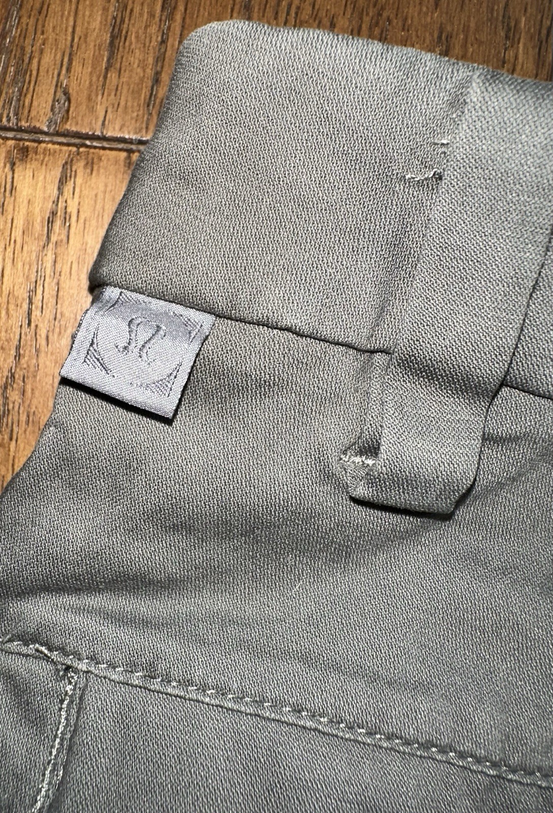 Lululemon Mens Commission Shorts Oxford Classic Fit 30 X 8.75 Gray Casual