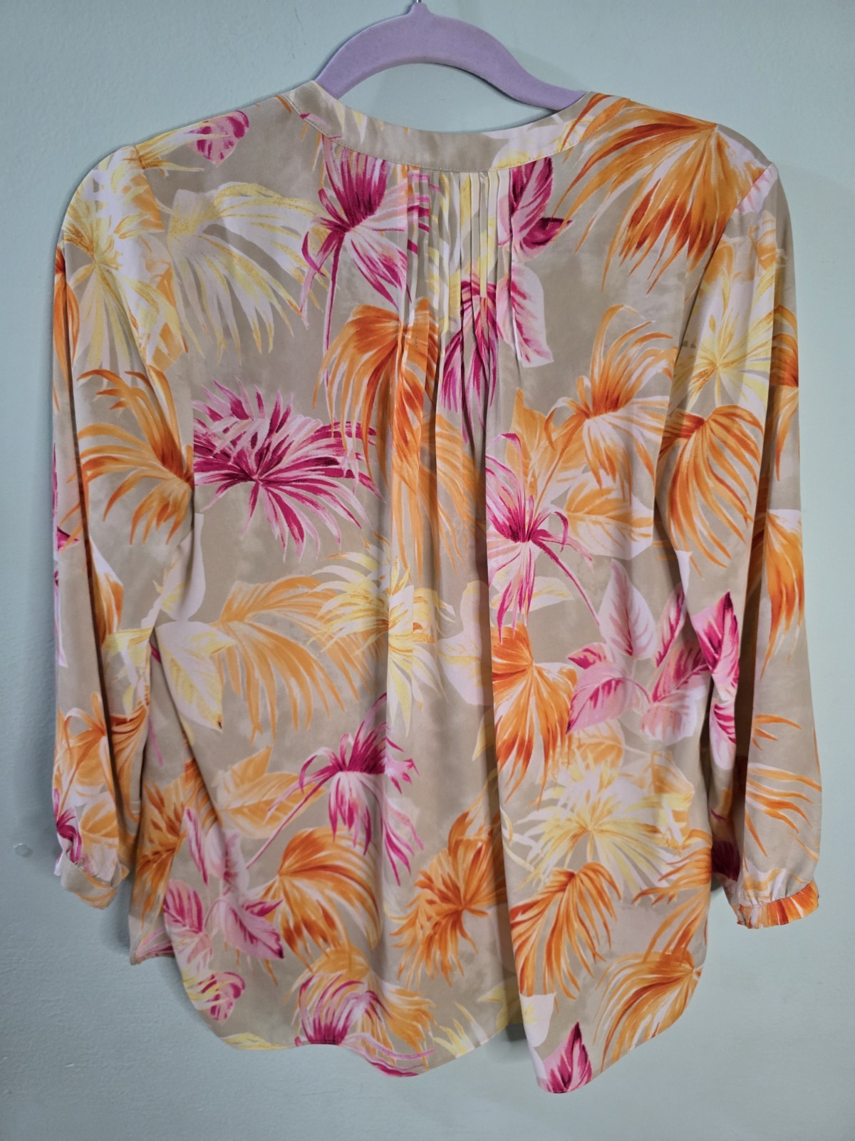 NYDJ Womens XS Tropical Palm Print Blouse Orange Pink 3/4 Sleeve Pleated V-Neck