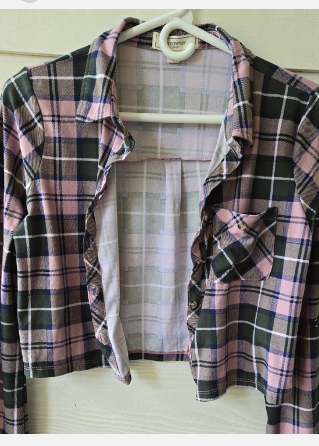 no comment NY.LA Women’s M Pink/Black Plaid Cropped Button-Up