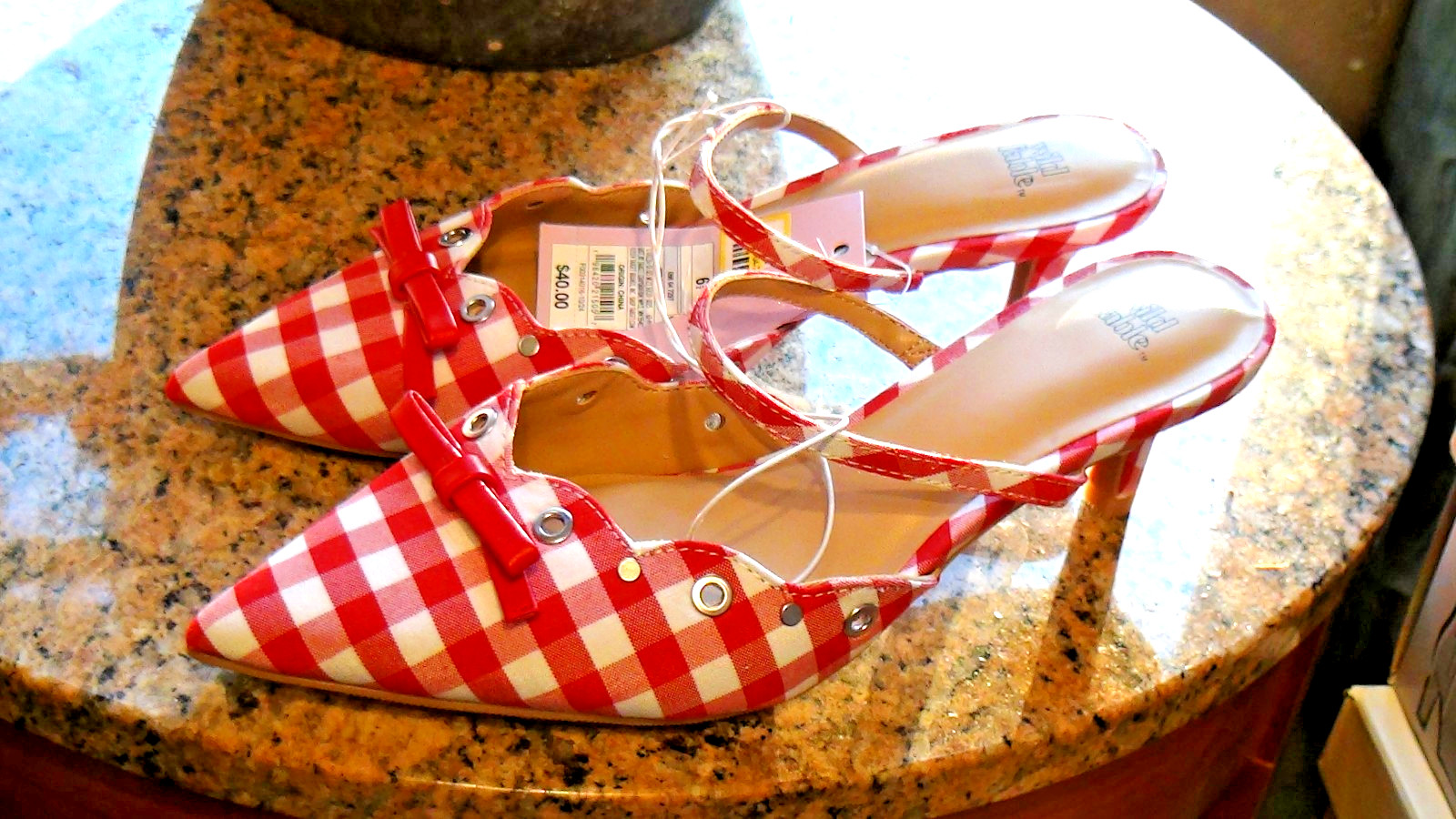 Wild Fable Women’s Lysandra Red White Gingham Eyelet Kitten Heels Sizes 6-11