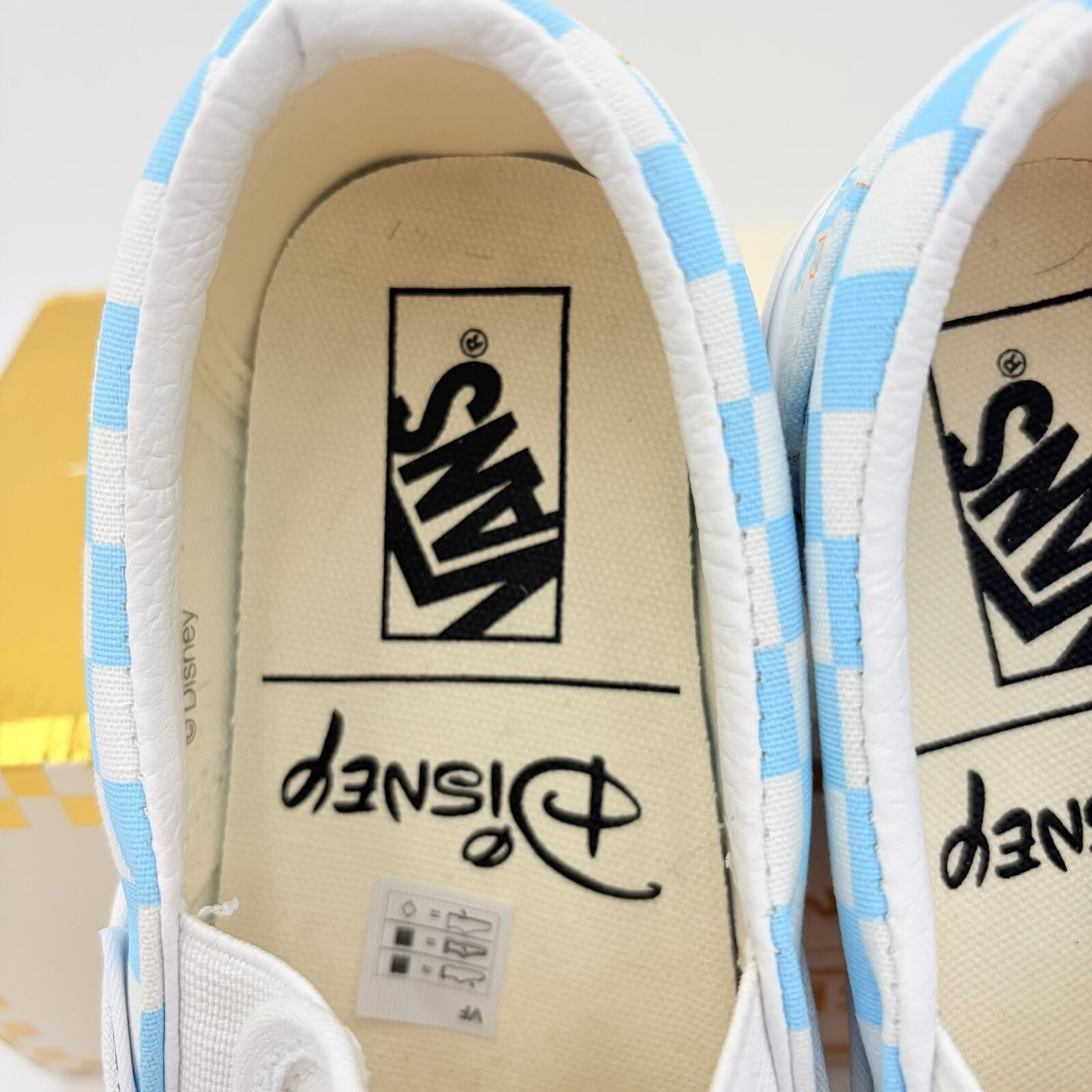 VANS x DISNEY 50TH ANNIVERSARY Mickey Mouse Walt Disney World Slip-On M 6 W 7.5