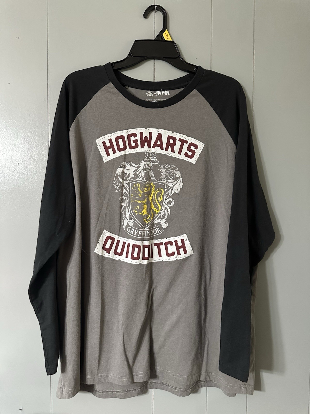 Harry Potter Hogwarts Quidditch Gryffindor Raglan Long Sleeve Shirt XXL Gray