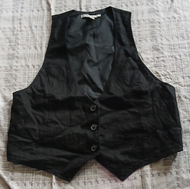 Old Navy Men’s Black Button-Front Vest, Size XL, New Without Tags