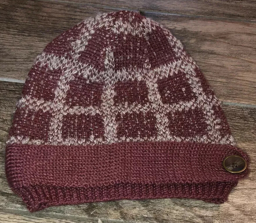 New Simply Noelle Women’s Beanie Acrylic Wool Deep Pink White