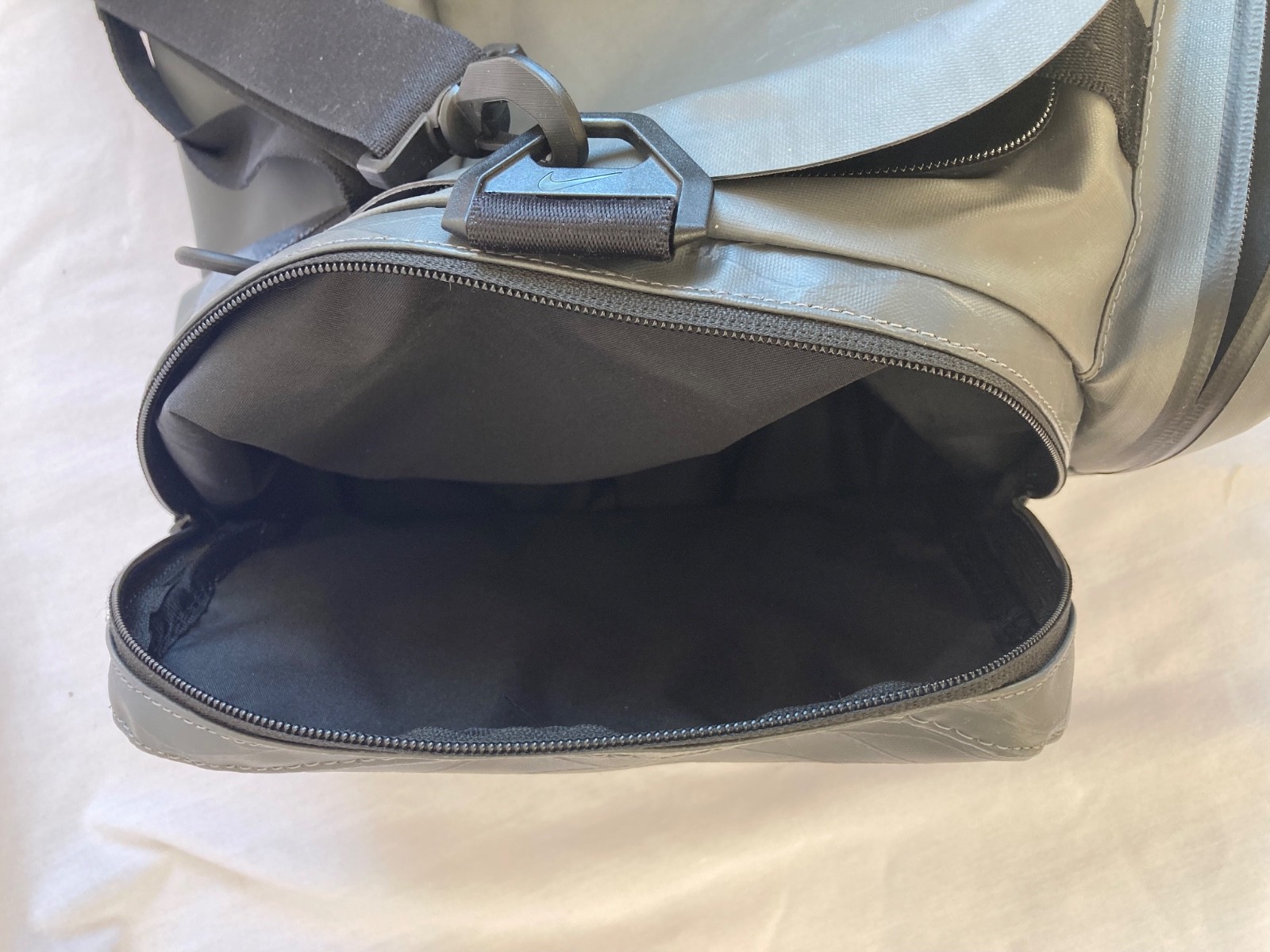 NIke Storm-FIT ADV Utility Small Duffle Gym Bag Dark Grey DQ5335 068