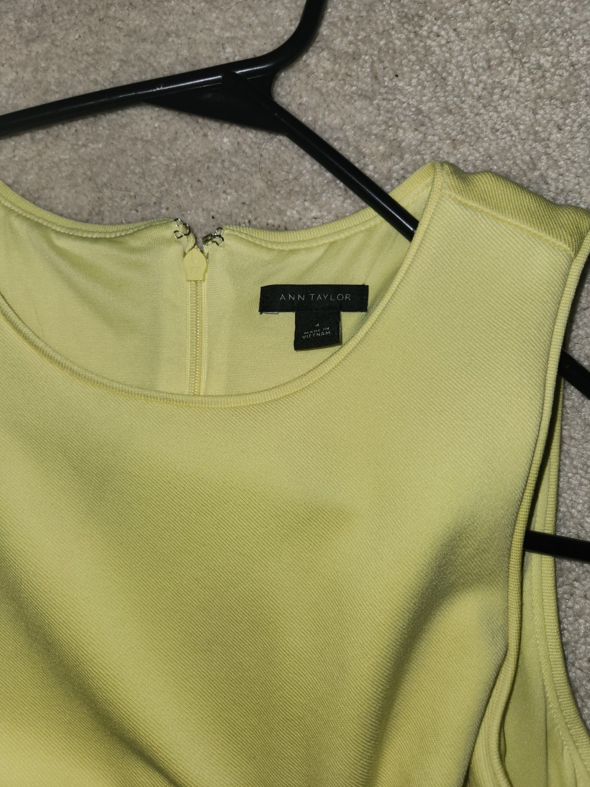 Banana Republic Yellow Lemon Fitted Pleated Sleeveless Career Dress Sz4