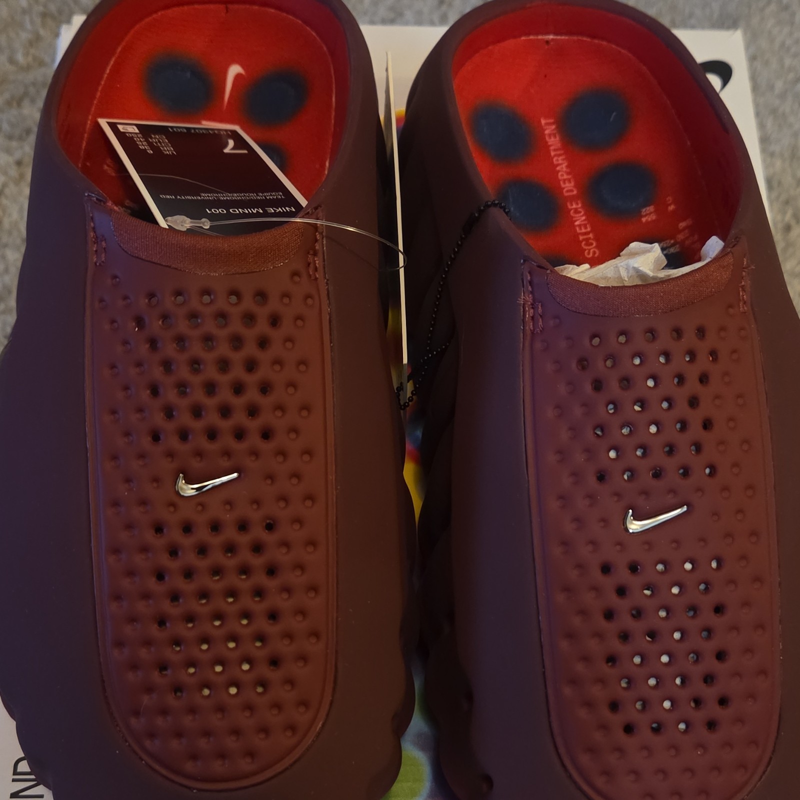Nike Mind 001 Men’s Slip-On Low Top Sneaker Red Burgundy Black HQ4307 601