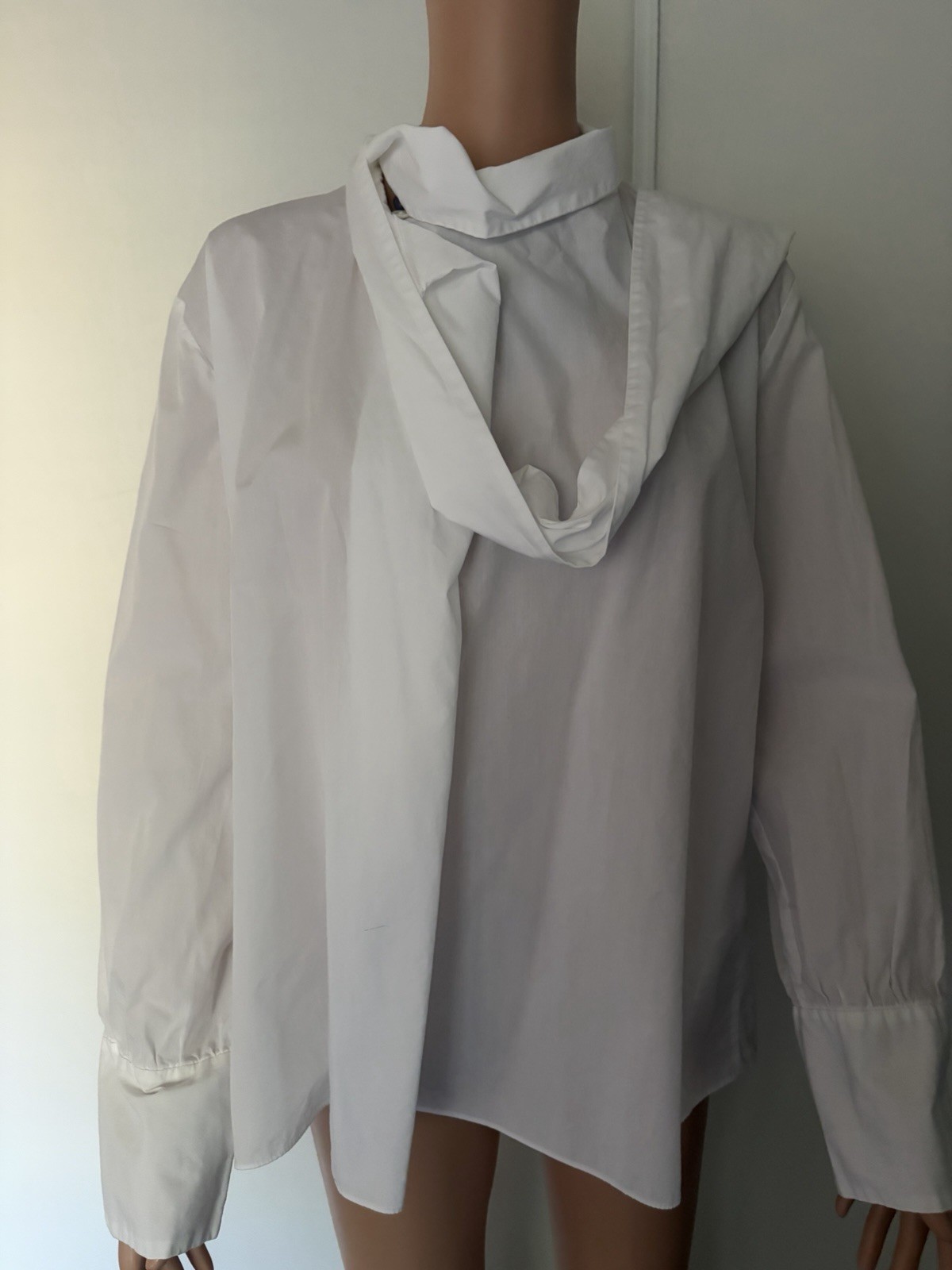 Zara Women’s White Solid Collared Button-Up Long Sleeve 100% Cotton Blouse, M