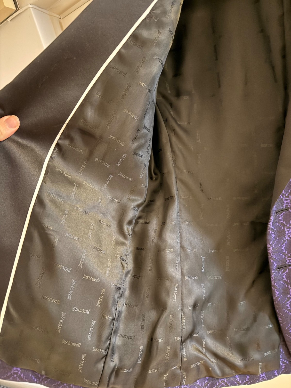 100% Authentic.. Mens Just Cavalli “Spring/Summer 2015* Purple Blazer Size 48.