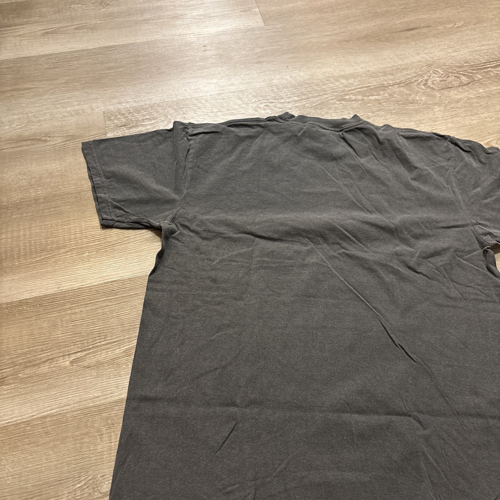 Comfort Colors Men’s Dark Gray Crew Neck T-Shirt Size Large