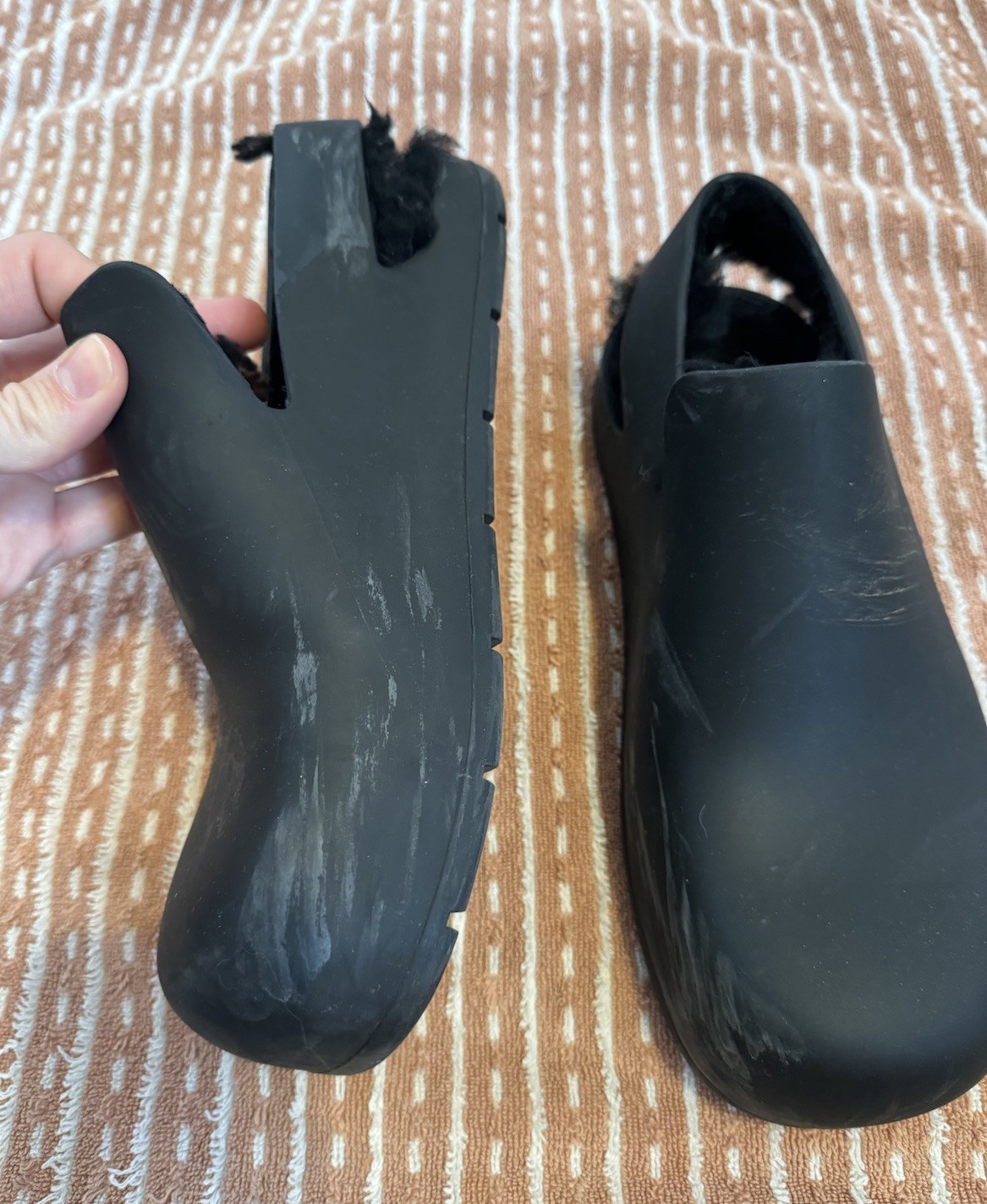 BOTTEGA VENETA Black Puddle Rubber And Shearling Slippers Slingback Mule Size 39