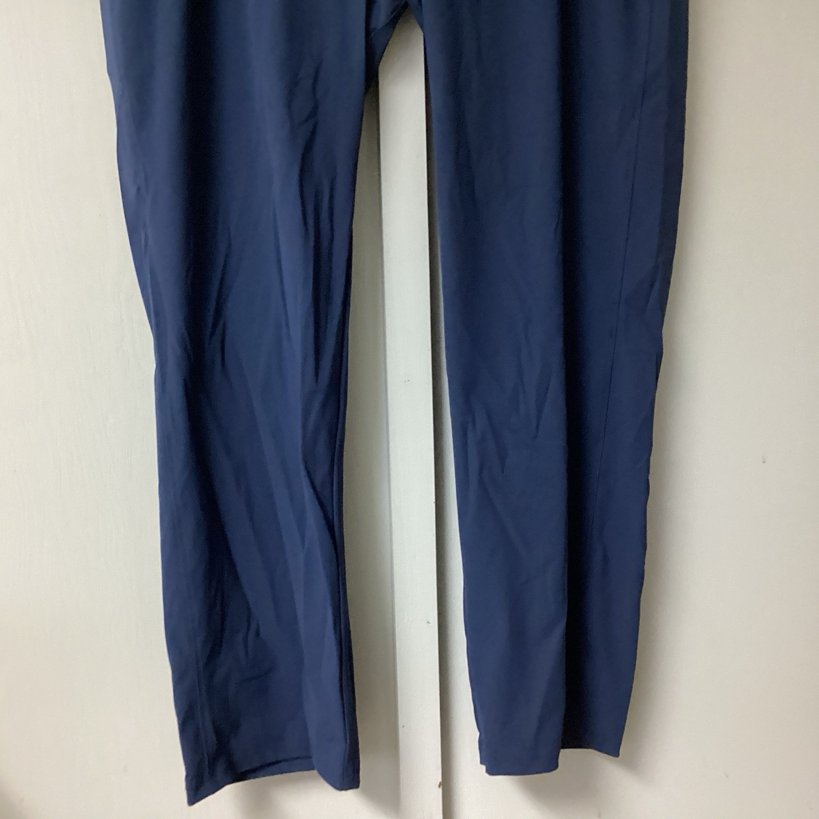&Collar Performance Menswear Athletic Blue Navy Slim Fit Pants Size 36 X 32 NWT