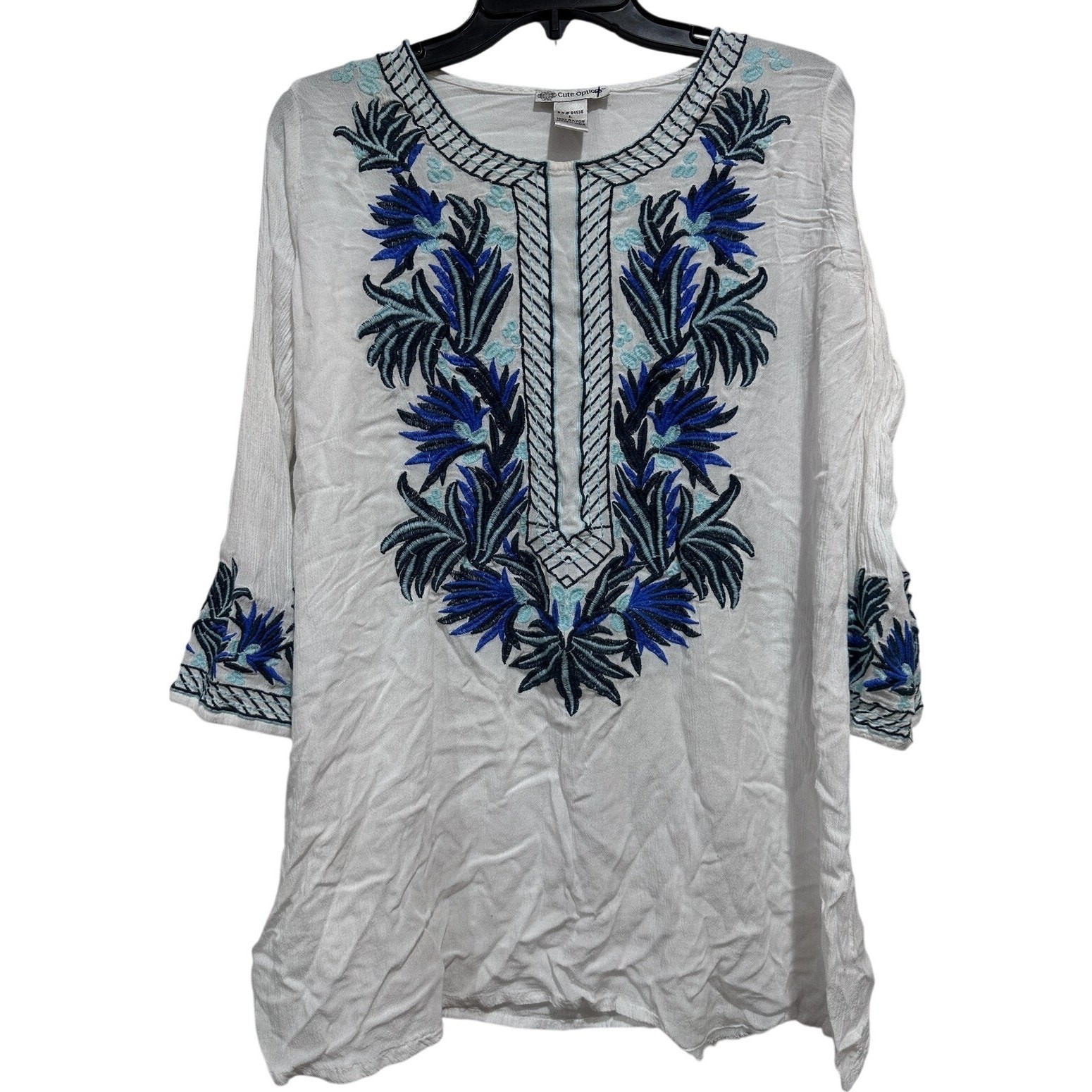 Cute Options Tunic Blouse Size Large White Blue Embroidered Boho Top FLAW