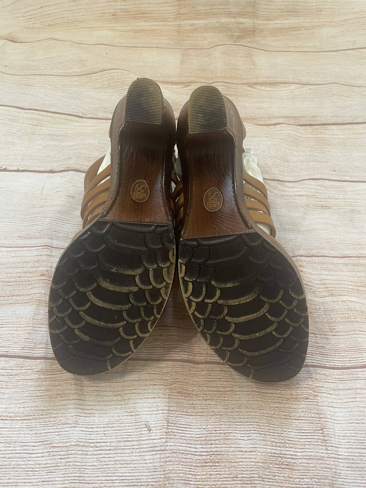 Sofft Ohanna Tan Vowen Leather Heel Sandals size 11W
