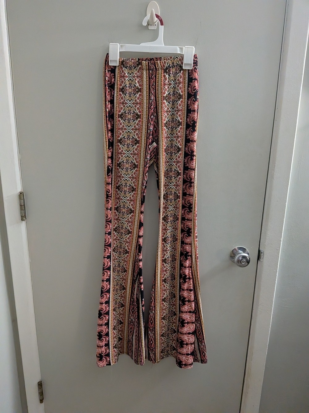 Forever 21 Pink Multi Boho Flare Pants