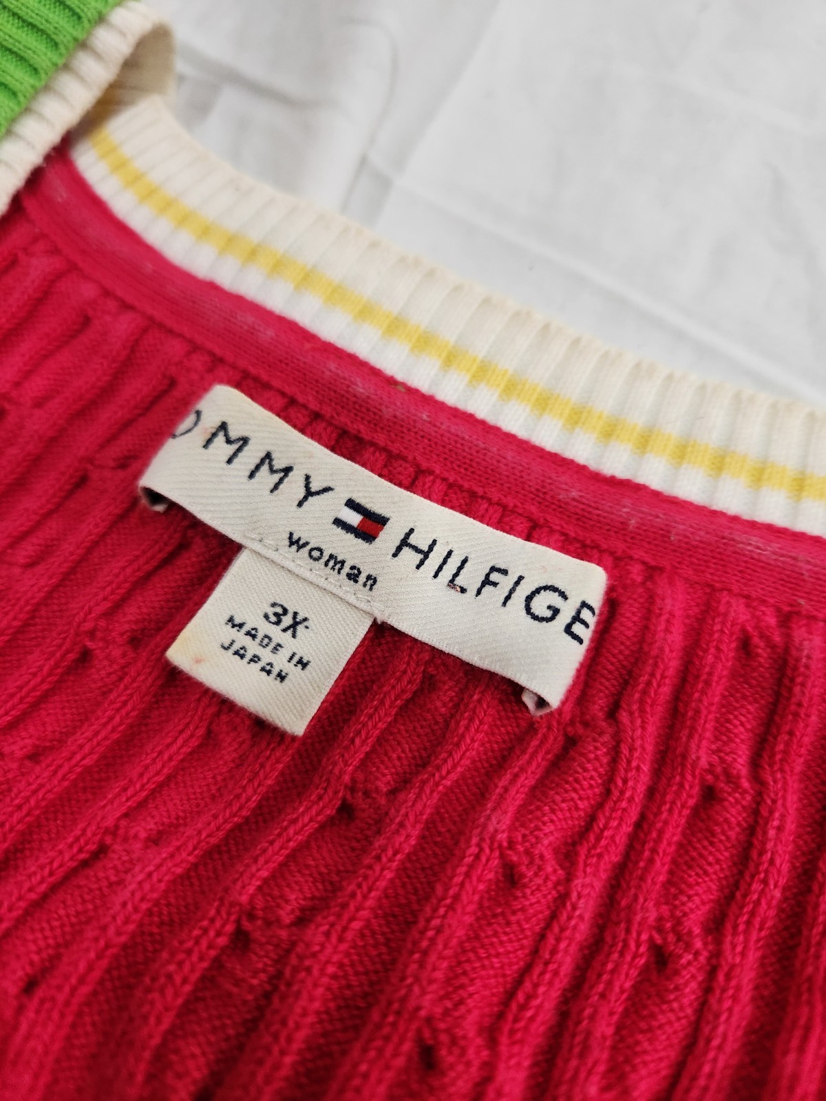 Tommy Hilfiger Women 3X S-Sleeve cable-knit sweater Fuchsia Pink V-Neck Logo