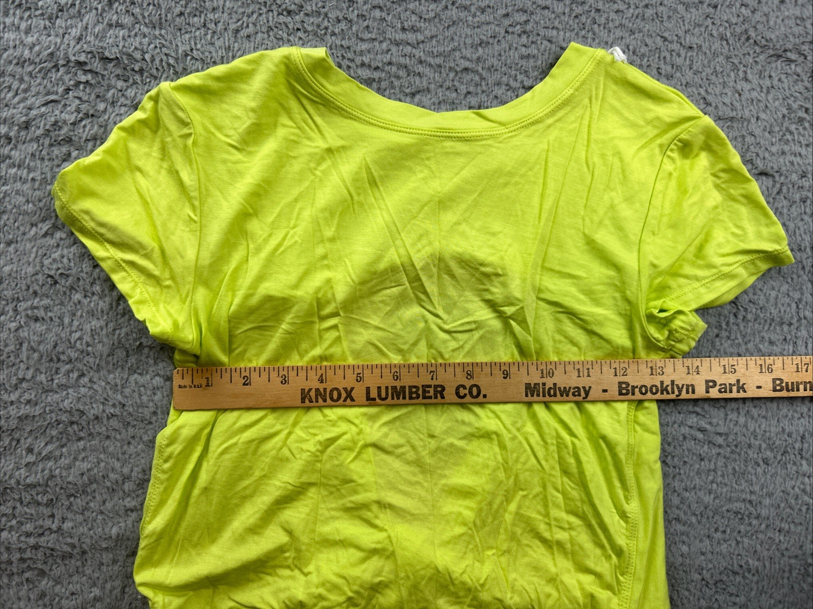 Blogilates Shirt Womens Size Small Short Sleeve Reversible Bow Back Tee Limeade
