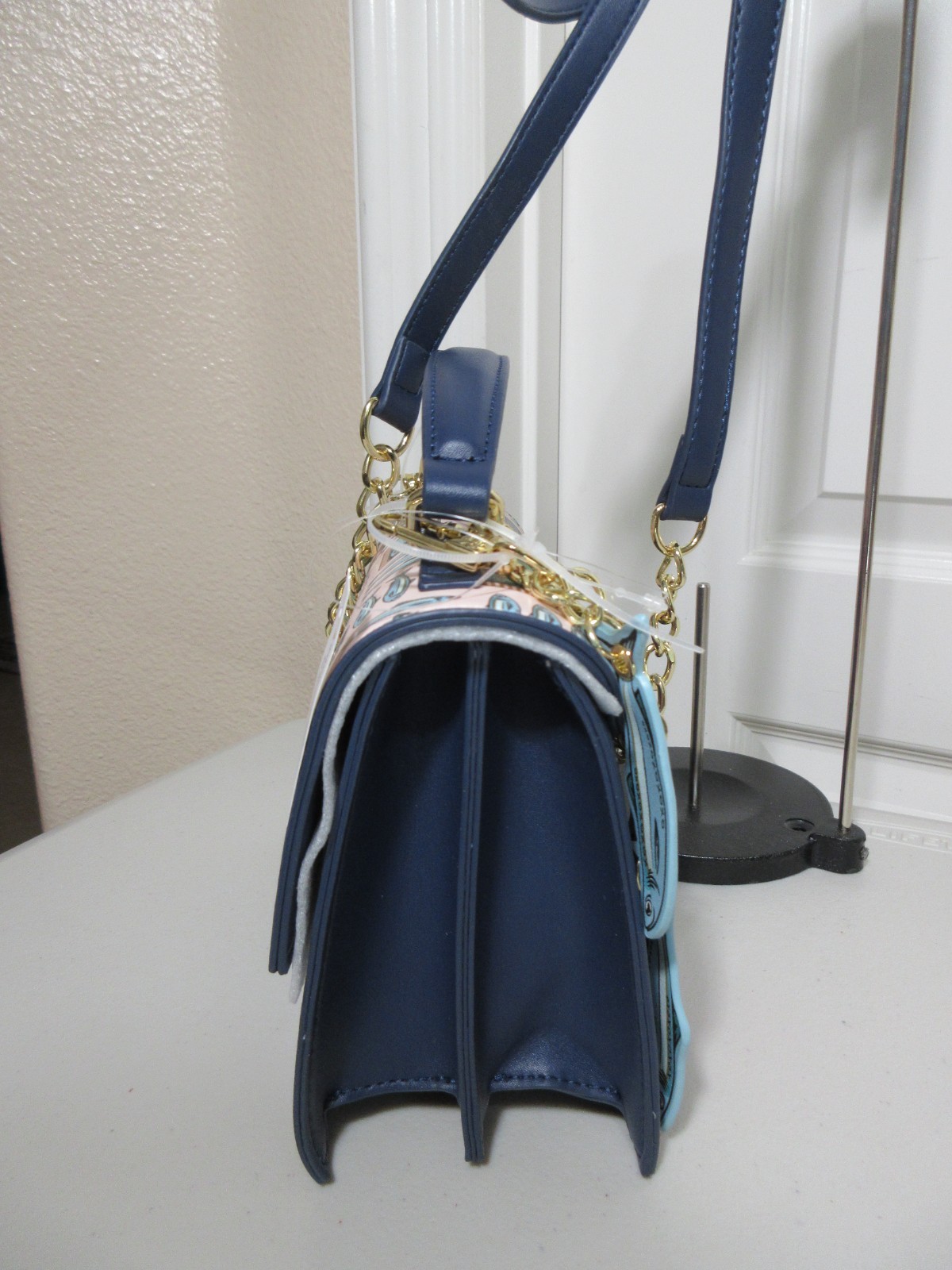 BETSY JOHNSON SARDINES SHOULDER BAG XOMYLO2 BLUE MULTI NWT