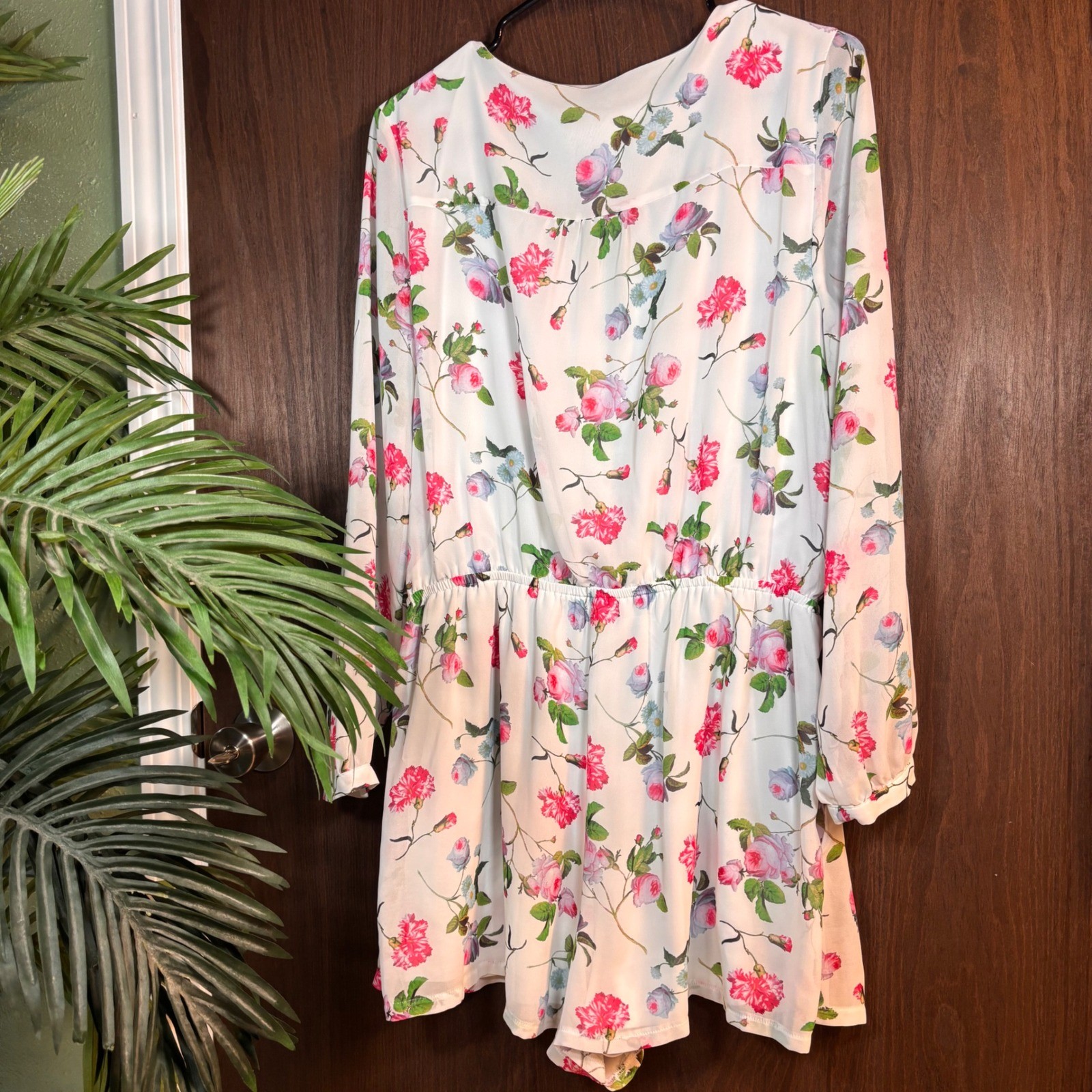 Express Floral Long Sleeve Romper Dress White Pink Roses Size L