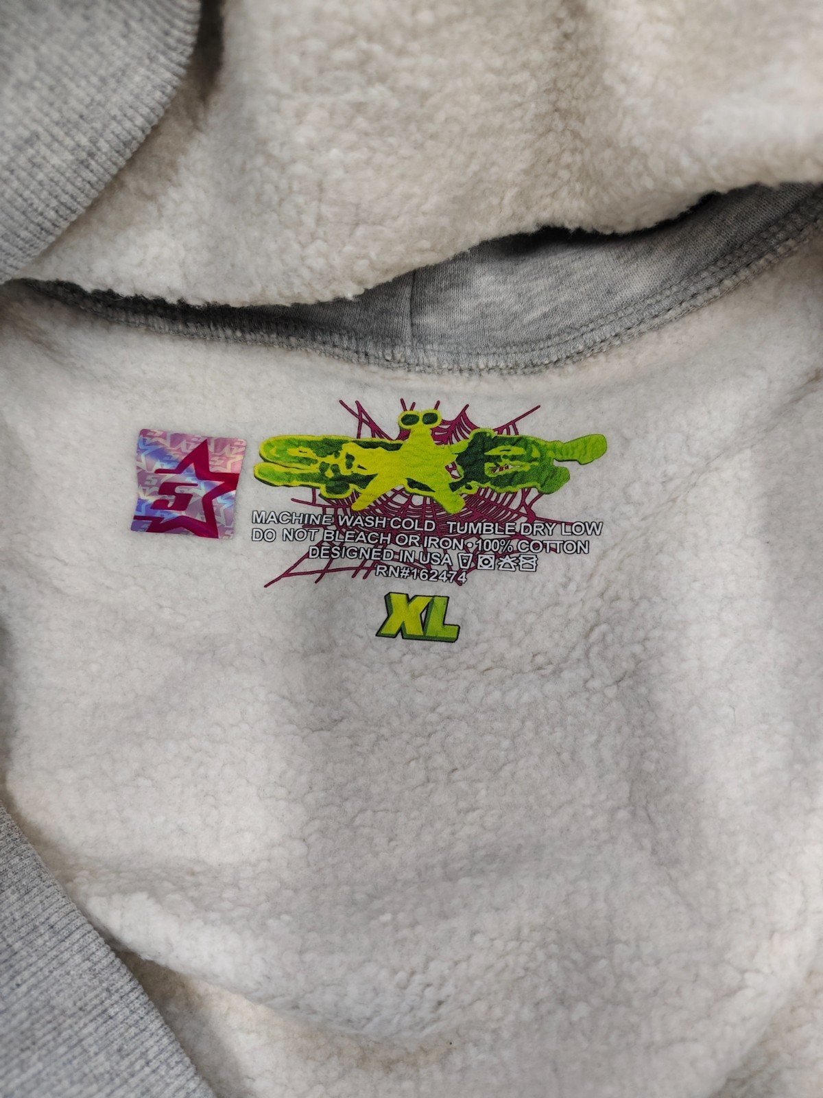 Sp5der hoodie (grey) new size medium, good quality good condition