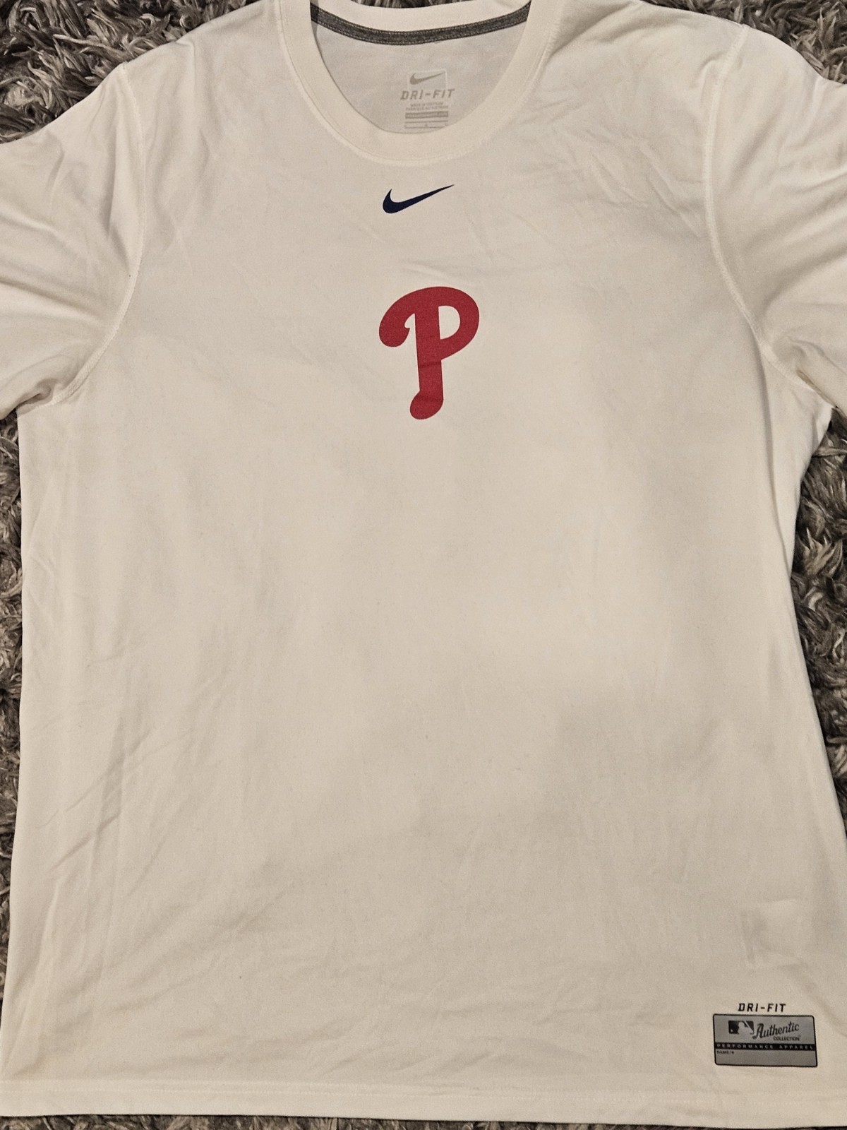 MENS PHILLIES NIKE DRI-FIT SIZE LARGE WHITE SEE PICS!!! CLEAN!!!