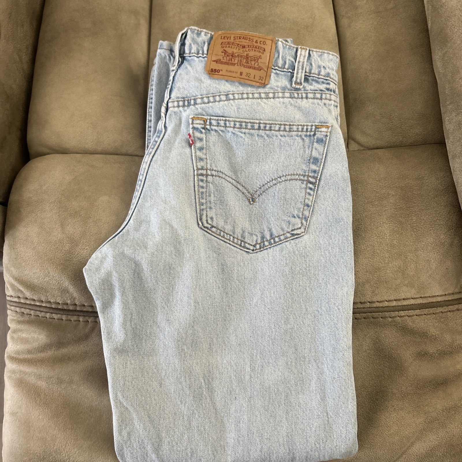 Levi’s 550 Men’s Jeans Size 32/32 VTG 1990s