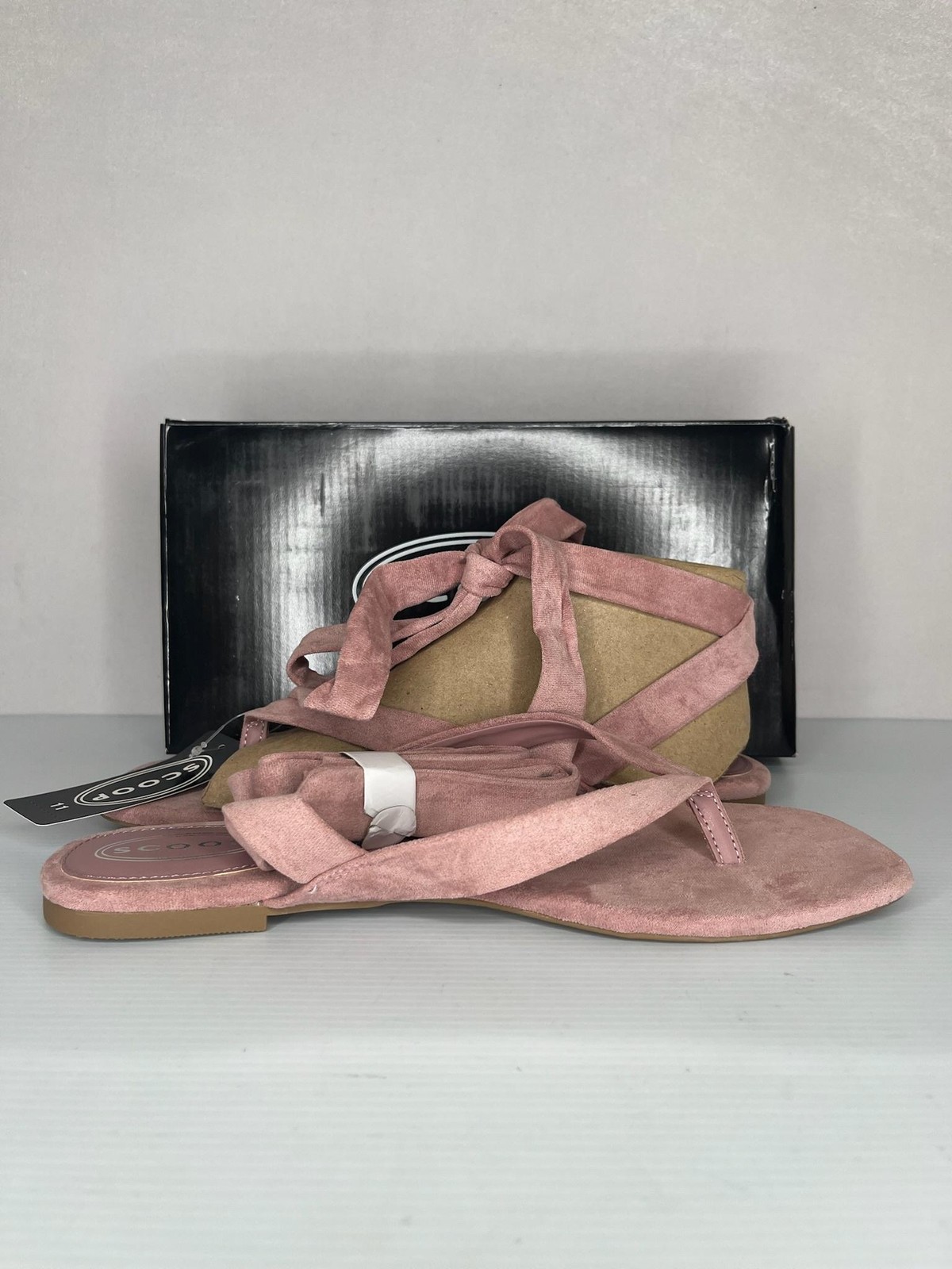 Scoop Sandals Womens Size 11 Pink Wrap Flip Flop Faux Suede Ankle Wrap NEW Box