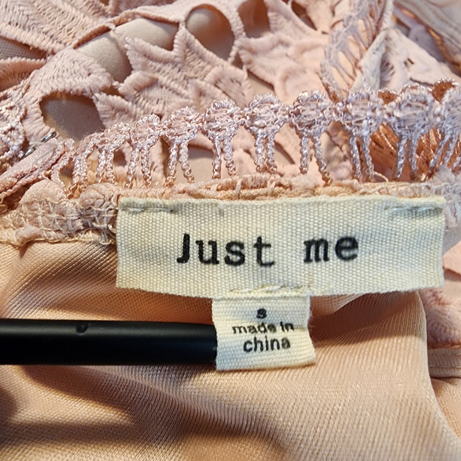 JUST ME Size Small Soft Pink Crochet Lace Sleeveless Floral Fit and Flare Dress