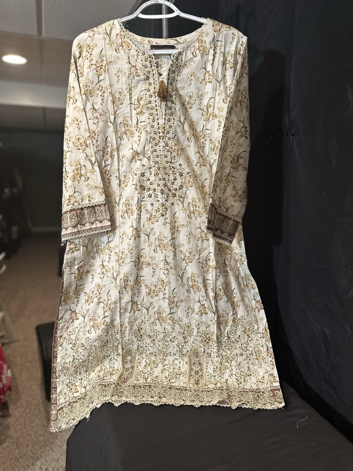 Riwayat Brand Embroidered Lawn/Cotton Shirt / Kurti-1 Pc – Medium & Large -$22