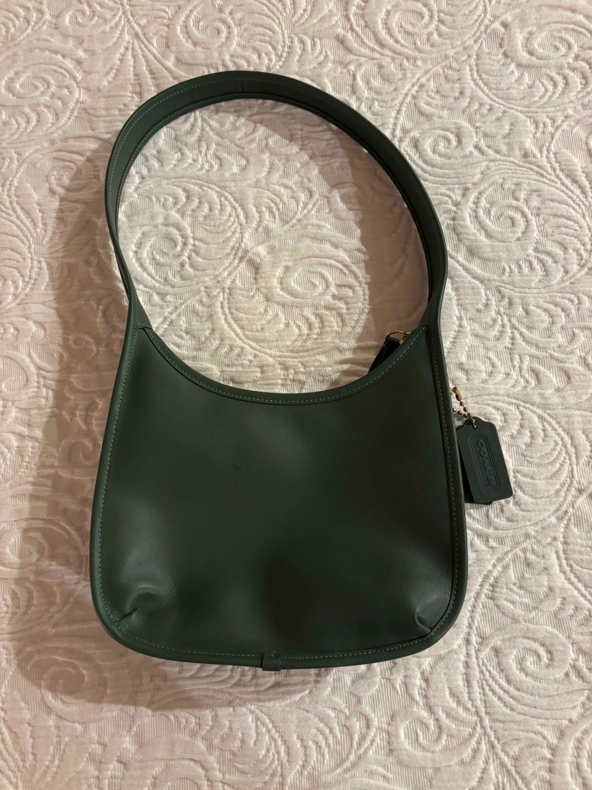 Coach Curve Zip Bag in Hunter Green