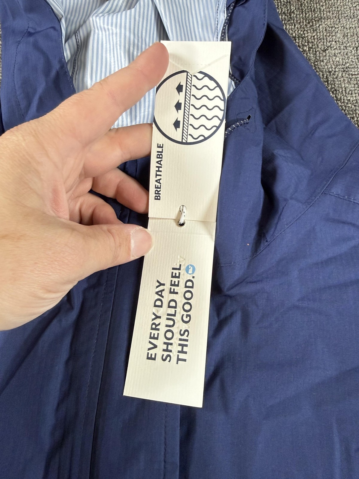 Vineyard Vines Rain Coat Mens Medium Blue Stow And Go Hooded Packable Jacket