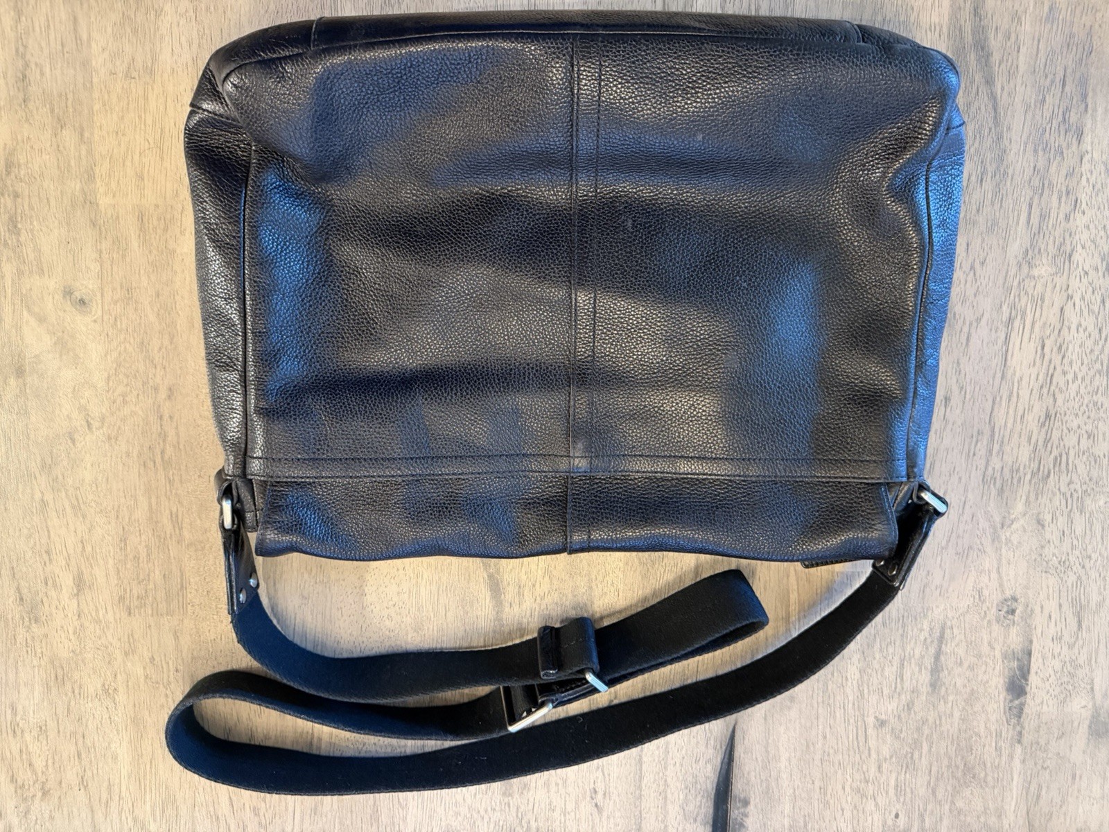 COACH Camden Pebbled Leather Messenger Bag F70423 Shoulder Purse Black