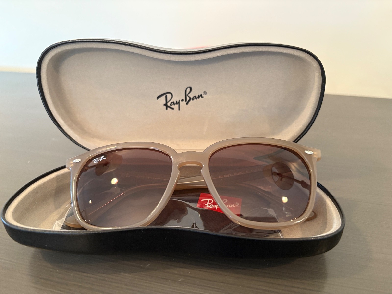 NEW Ray-Ban RB4362 Sunglasses – Turtledove / Gradient Brown