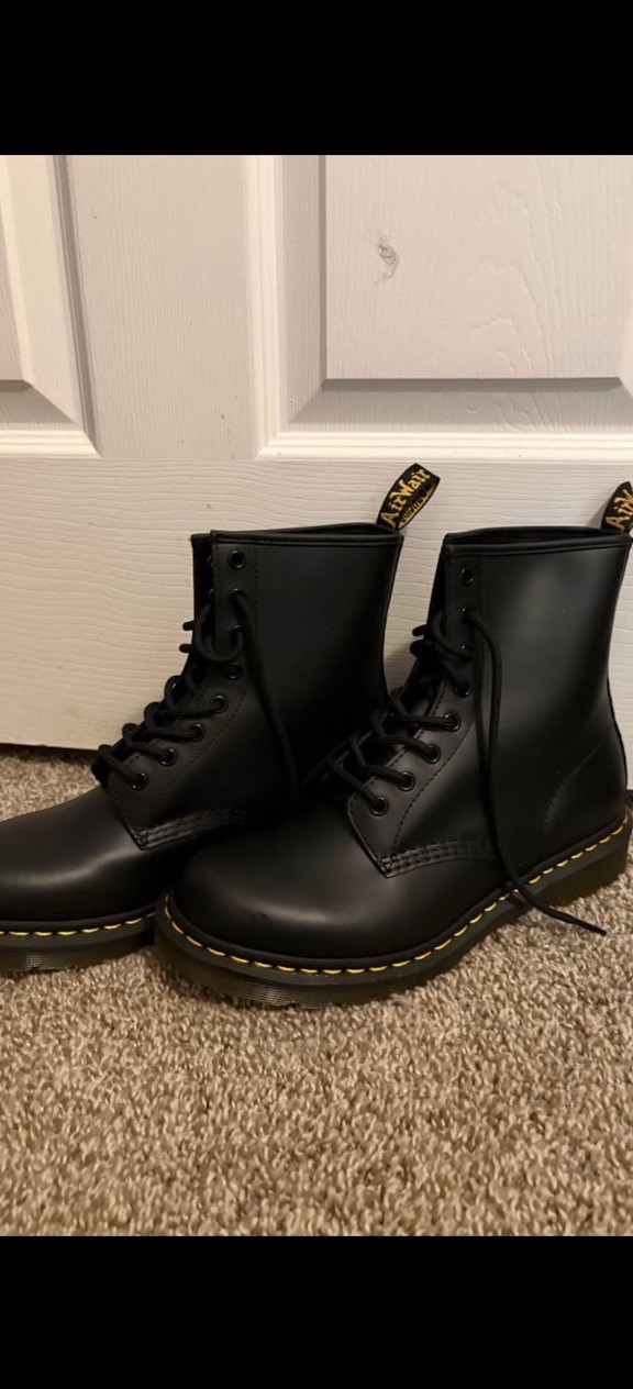 Dr. Martens Black Smooth Leather Lace-Up Ankle Boots Round Toe UK 7 EU 41