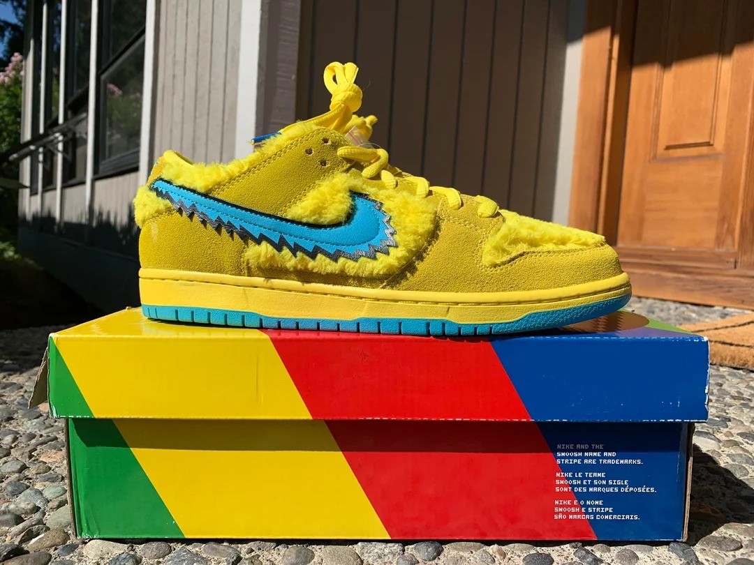Authentic Grateful Dead x Nike SB Dunk Low Yellow Bear Casual Shoes (CJ5378-700)
