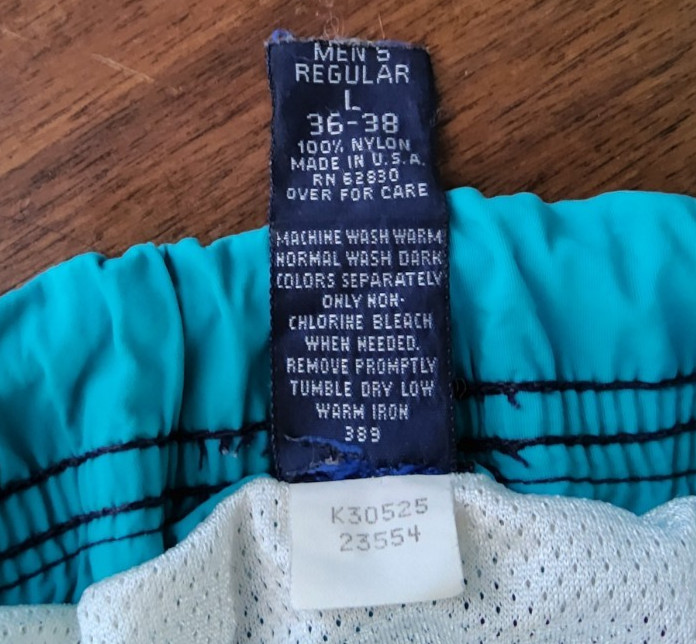 VTG 1990s COLOR BLOCK SWIM SURF SHORTS. BOARD TRUNKS. POCKETS. Blue Teal Purple.