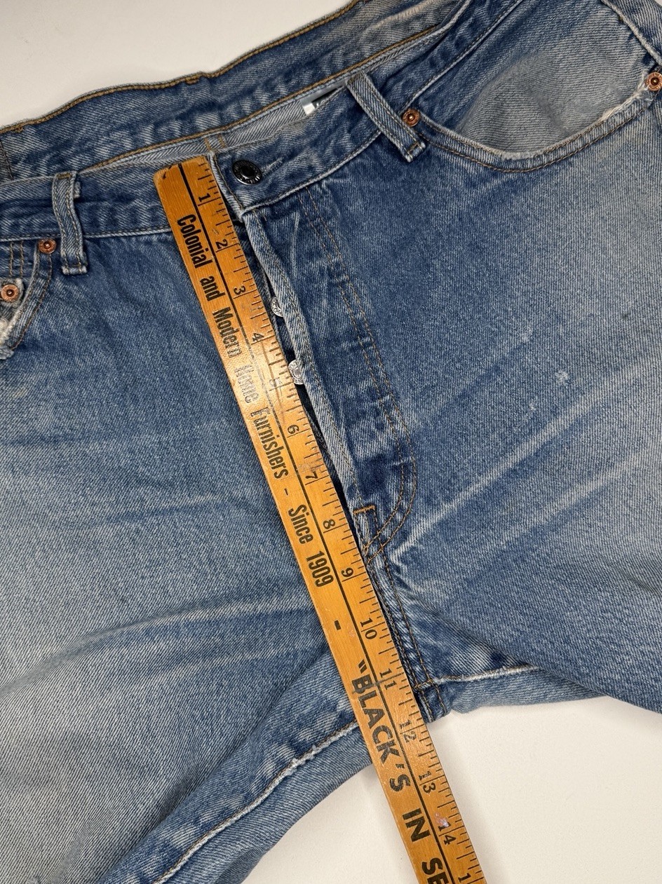 Vintage Levi’s 501 Button Fly Straight Leg Denim Jeans 37 x 28*