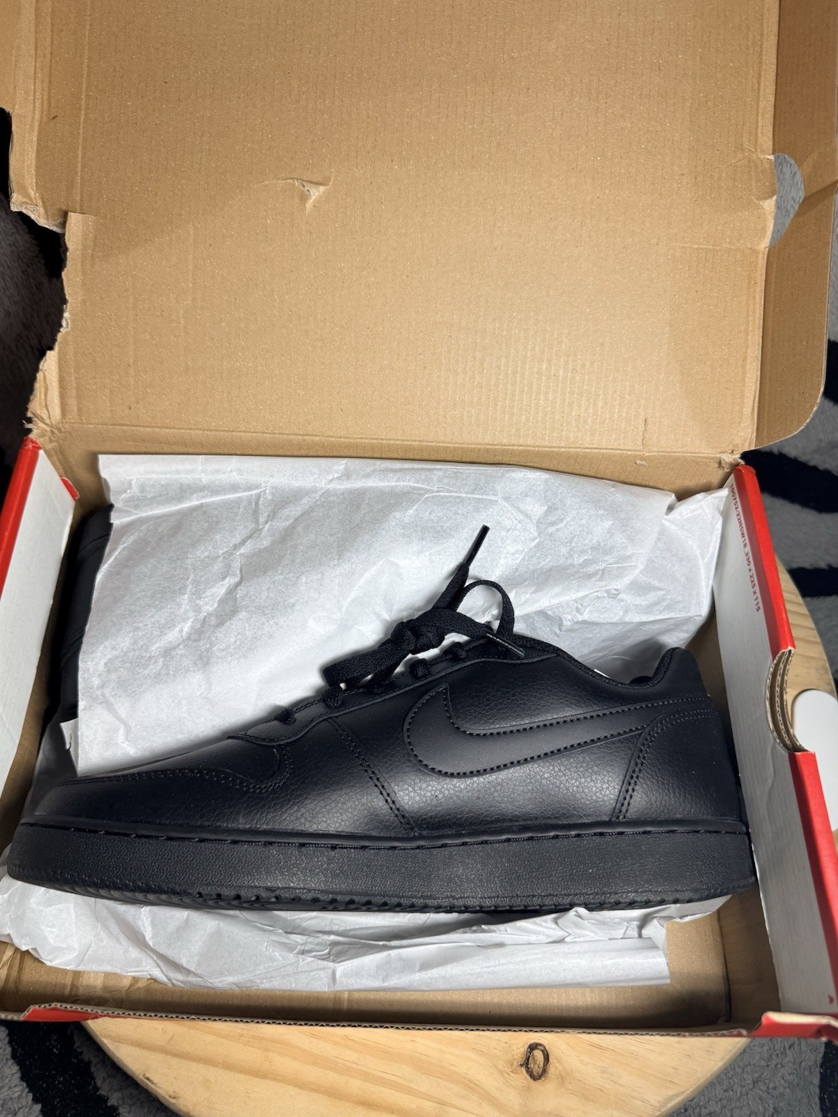 Nike Ebernon Low Men’s Low Top Lace-Up Leather Sneakers Triple Black 10.5 men