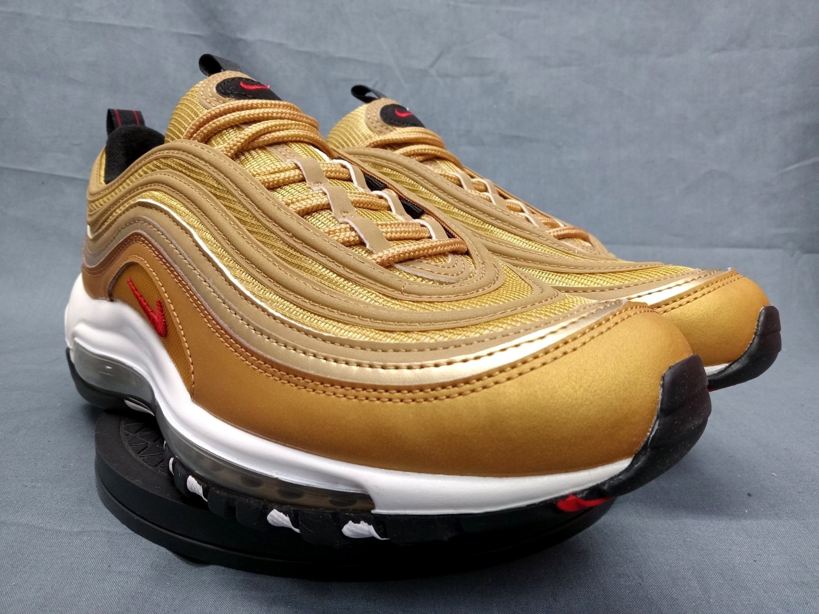 Nike Air Max 97 QS (GS) Sneaker Metallic Gold Varsity Red Boys Size 7 NEW NO BOX